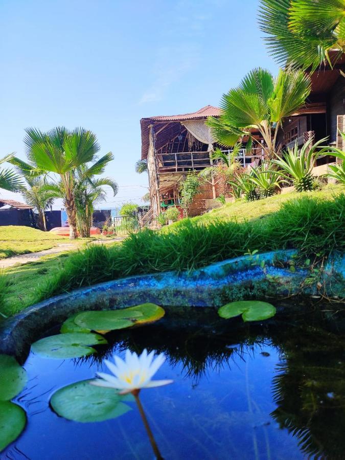 Hotel Lotus Sutra à Arambol Extérieur photo