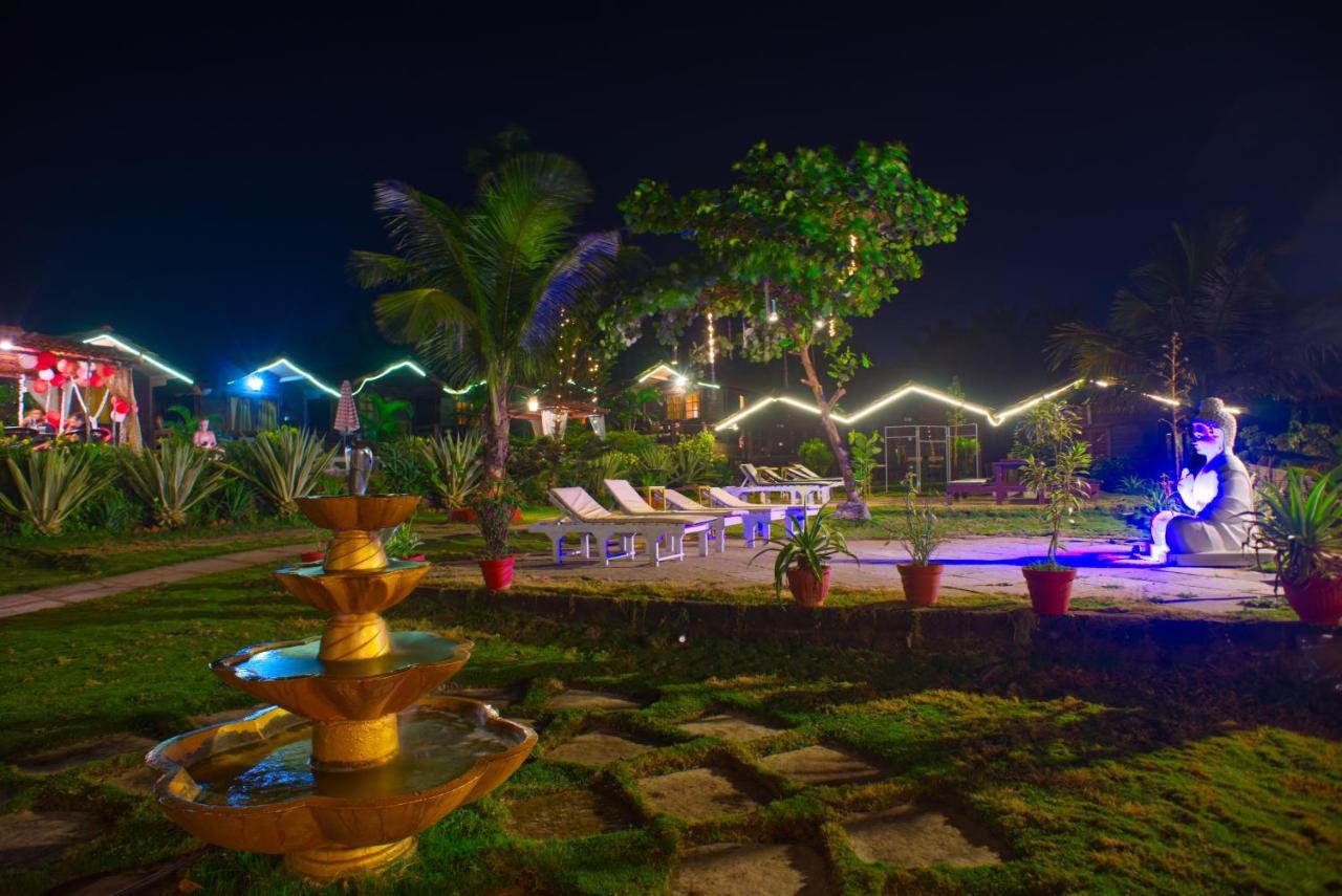 Hotel Lotus Sutra à Arambol Extérieur photo