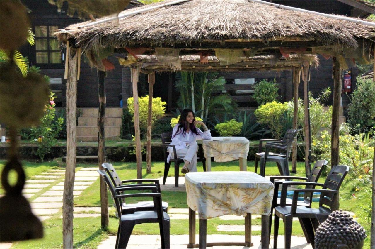 Hotel Lotus Sutra à Arambol Extérieur photo