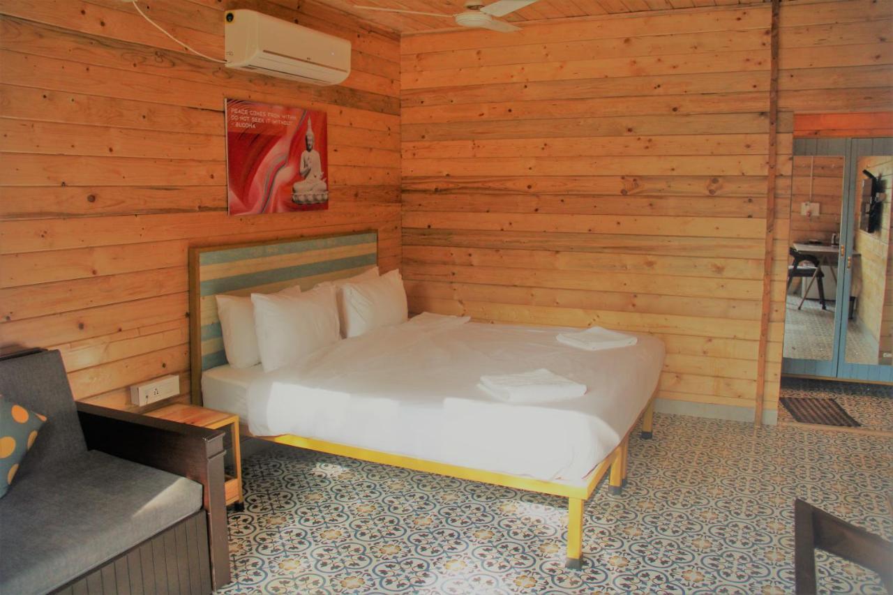 Hotel Lotus Sutra à Arambol Extérieur photo