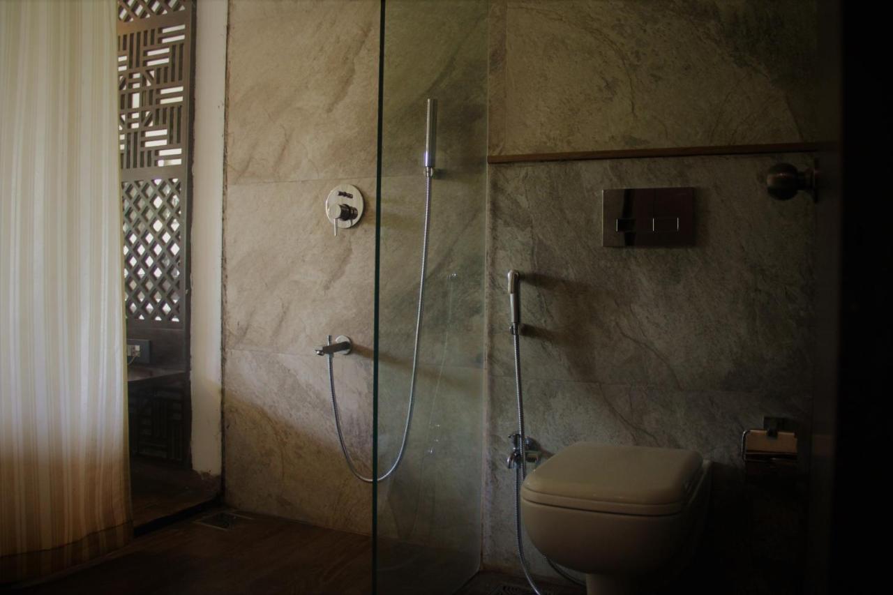Hotel Lotus Sutra à Arambol Extérieur photo